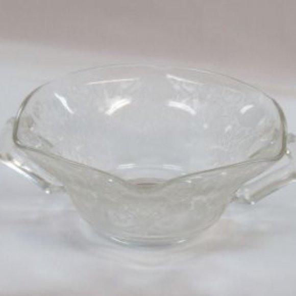 Hazel Atlas Depression Glass Crystal Florentine No 2 Two-Handled Cream Soup Bowl - Picture 2 of 3